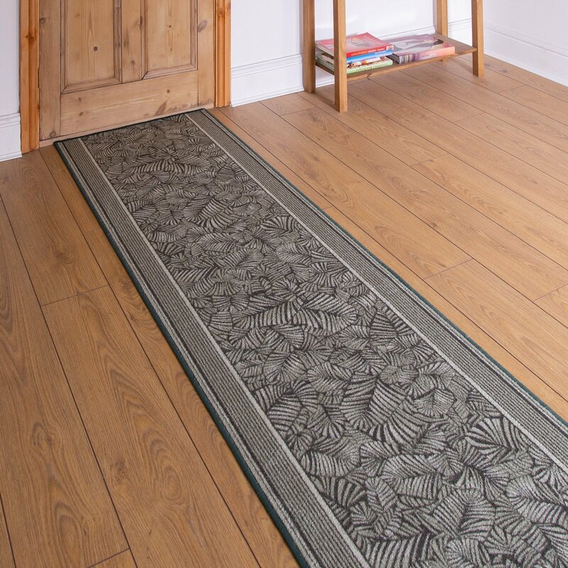 Rosalind Wheeler Almond Looped/Hooked Green Hallway Runner Rug